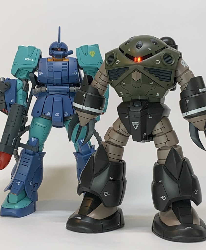 水泳部でパシャリ。水泳部は残りゼーズールとか入手困難なので後回しです。ゾゴックとジュアッグも一応部員として数える予定です。