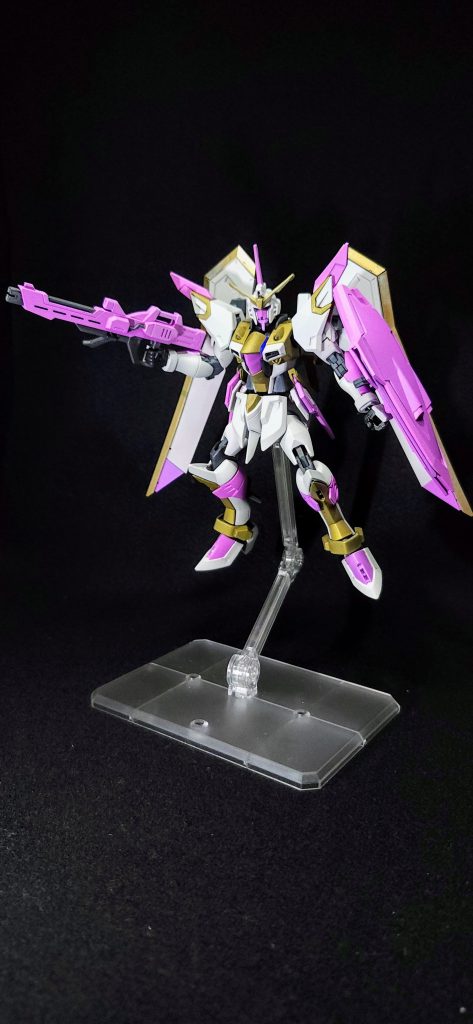 イモータルジャスティスガンダム・カーリタスバルキリー(角巻わため専用機)–7枚目/制作者:塗装狂主任