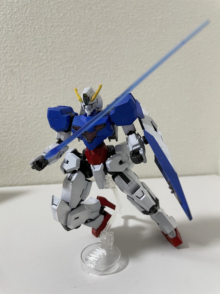 ビームソードを抜刀