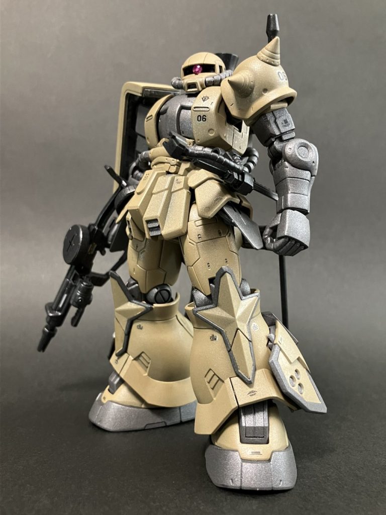 ザクⅡ（砂漠戦部隊）–2枚目/制作者：PIYOSUKE