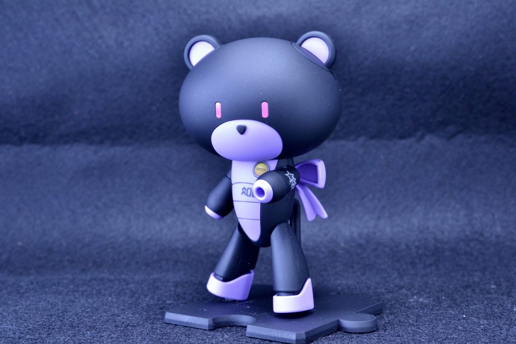 黒い三連星プチッガイこちらは部分塗装、スミ入れ、トップコートで仕上げました。