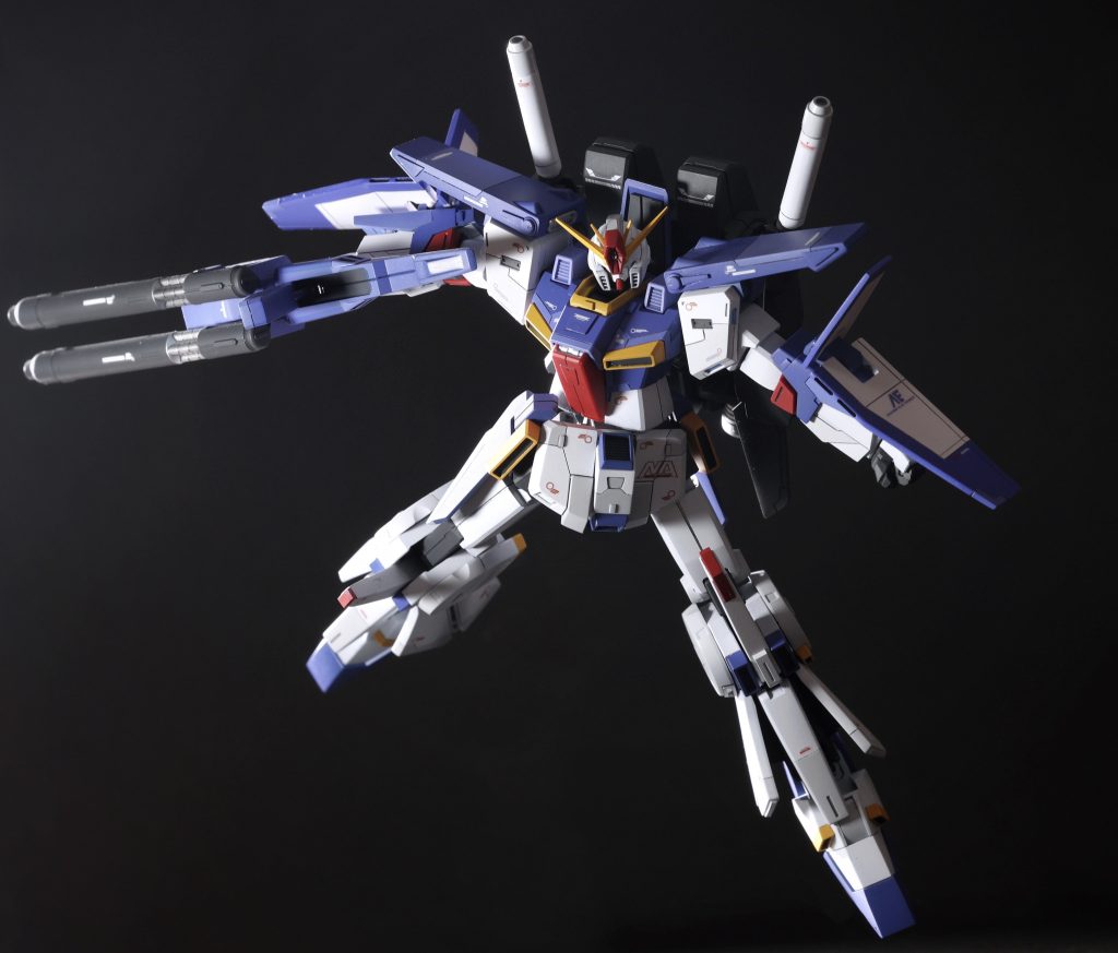 トップ絵の写真古いキットなので仕方ないですが可動はイマイチいつかリバイブ希望です