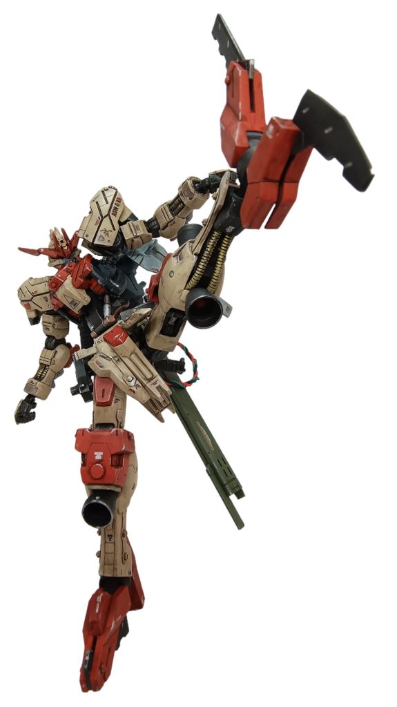 このハンターエッジは、打撃用で斬れないそうです。