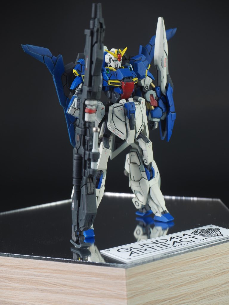 ちょんまげにシール貼りました台座も作りました