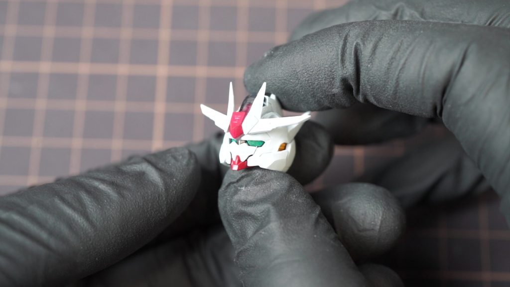 その他の改造点としては、アンテナのシャープ化(しかし失敗し過ぎて想定より短くなった。意外にも可愛さの演出になったのではないかと怪我の功名)