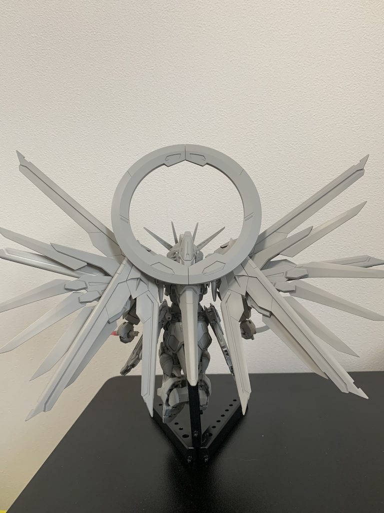 サフによるモールドがクッキリ浮き出るのテンション上がります!