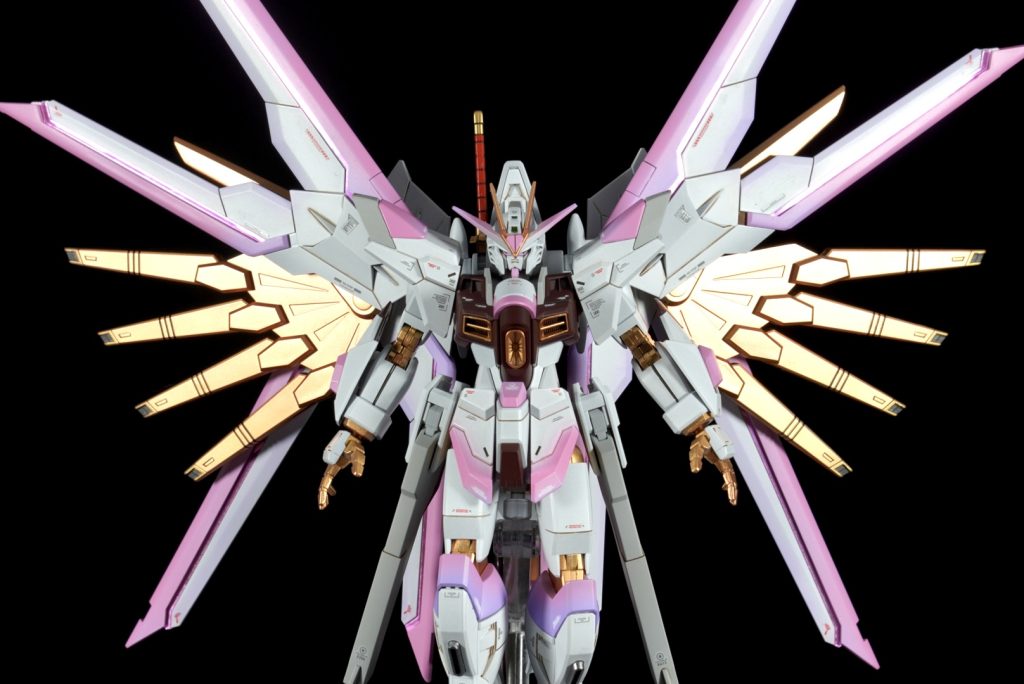 ●使用塗料本体（白1）：また更新します。すみません本体（ｸﾞﾚｰ）：本体（ﾋﾟﾝｸ）：本体（紫ｸﾞﾗﾃﾞ）：本体（焦げ茶）：関節・武器：トップコート：Mr.カラー　スーパースムースクリア（つや消し）間接などのゴールドですが、本当はピンクゴールドにしたかったんですが、カッパー色になりました、、ｗ