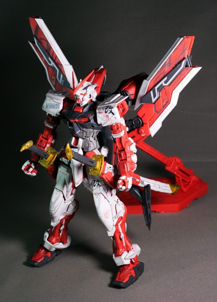 MG 1/100 MBF-P02KAI ガンダムアストレイレッドフレーム改–3枚目/制作者：しるばにあ