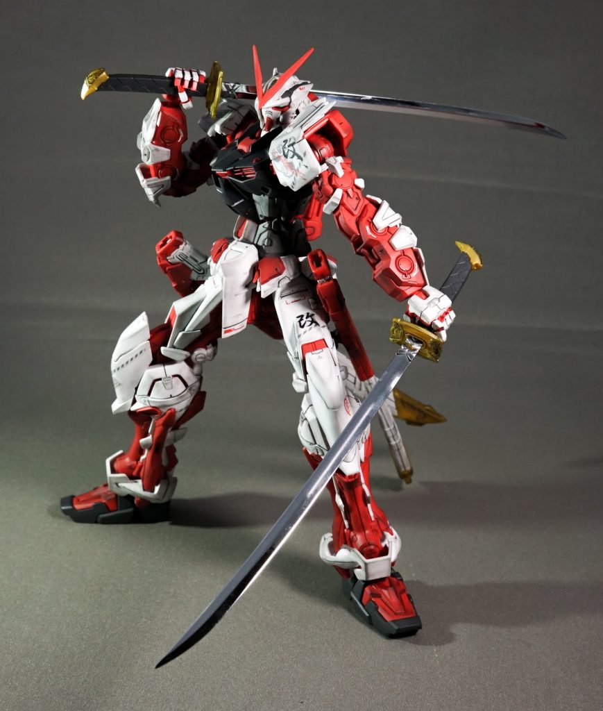 MG 1/100 MBF-P02KAI ガンダムアストレイレッドフレーム改–4枚目/制作者：しるばにあ