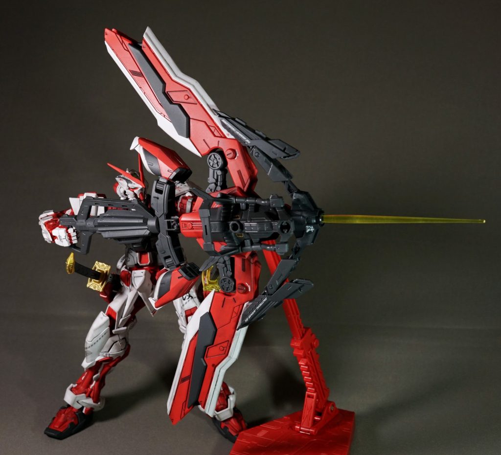 MG 1/100 MBF-P02KAI ガンダムアストレイレッドフレーム改–2枚目/制作者：しるばにあ