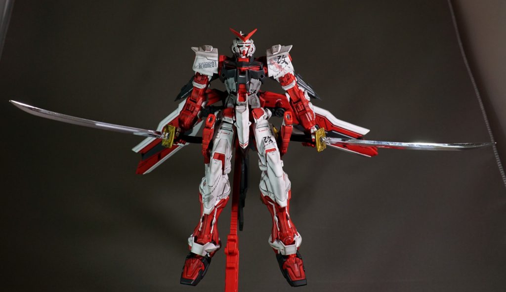 MG 1/100 MBF-P02KAI ガンダムアストレイレッドフレーム改–5枚目/制作者：しるばにあ