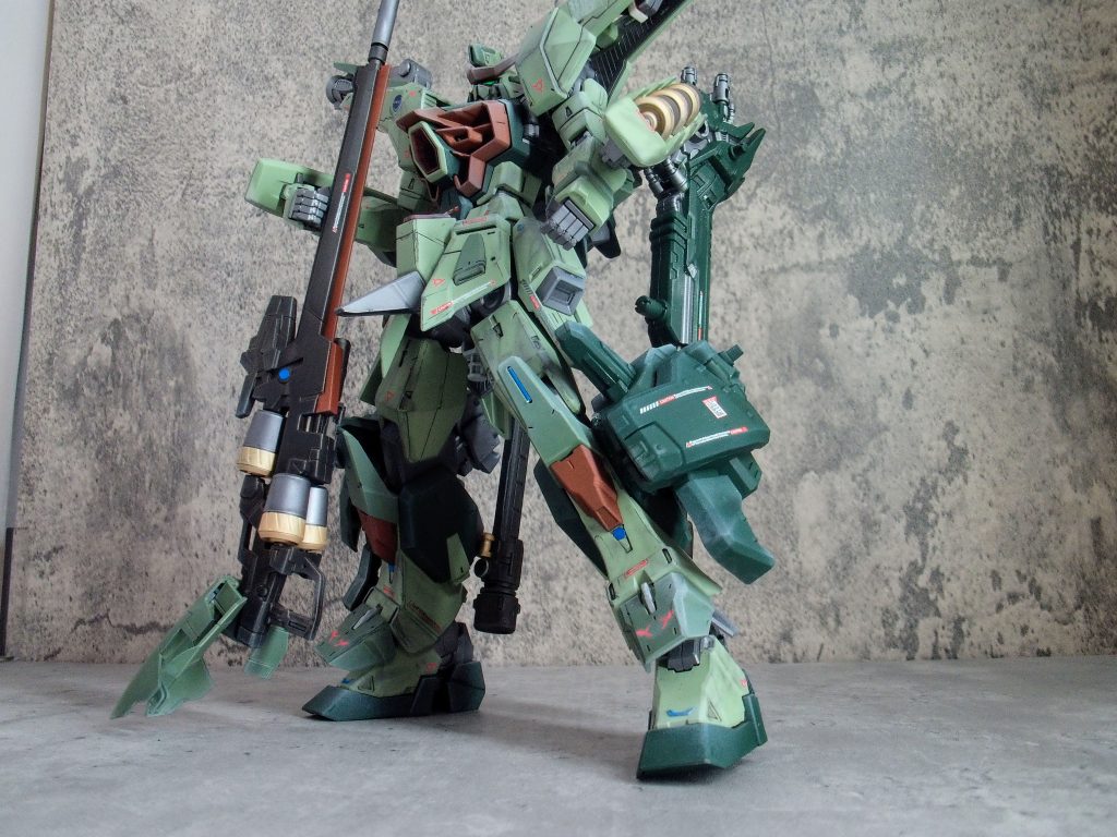 今回は超遠距離戦特化のカラミティがコンセプトです。全体的に武装は巨大化しています。