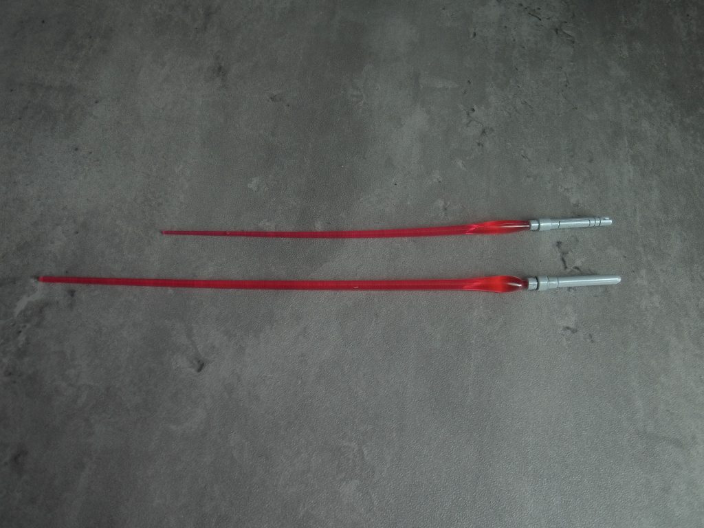 ビームサーベルは微妙に出力が違うようにしてます。