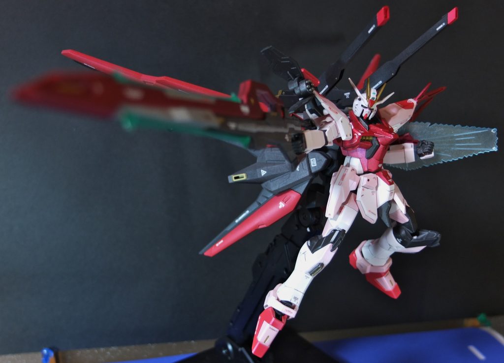 最後まで楽しめた良キットでした。ああすれば良かった、こうすれば良かったと色々出てきますが一旦終ります。最後にSEED撃ちで〆たいと思いますスーパーアグニでは大分無理がありますが！（重みで下がって来てしまった）