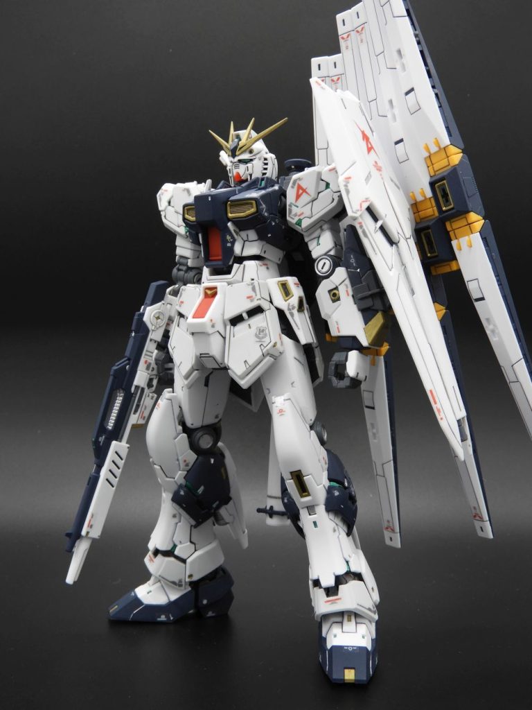 まずはそのままのνガンダム