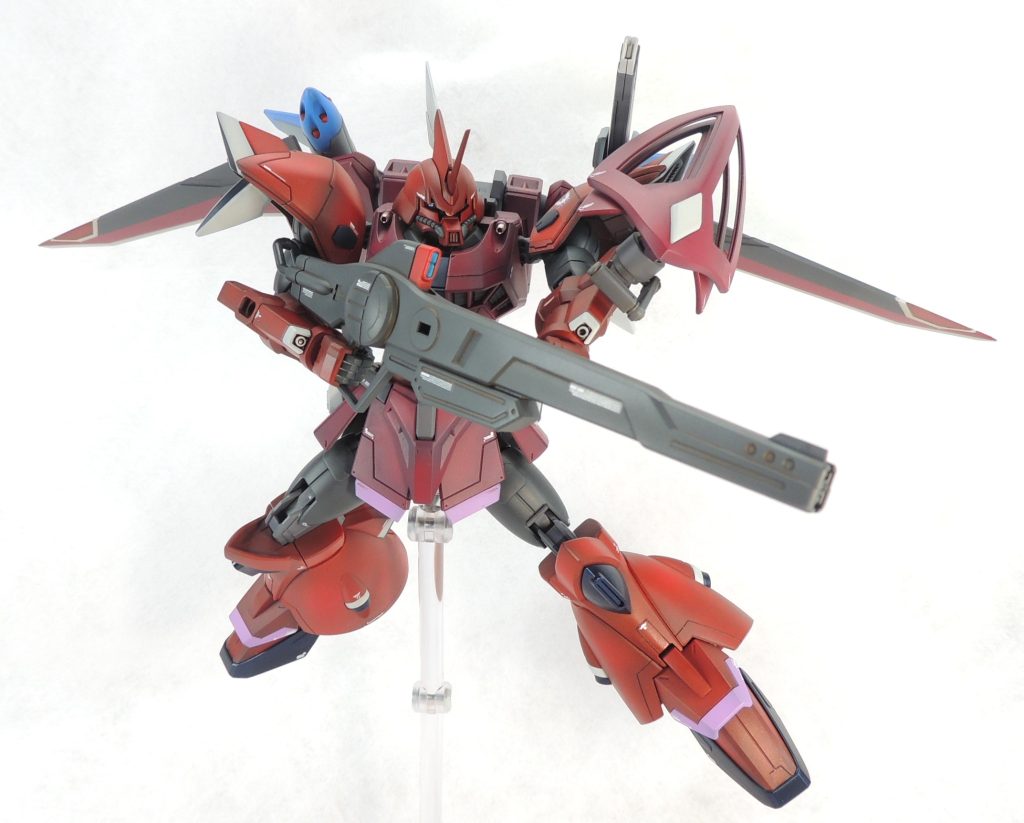 試製35式改レールガンを、両手持ちさせてポージング。