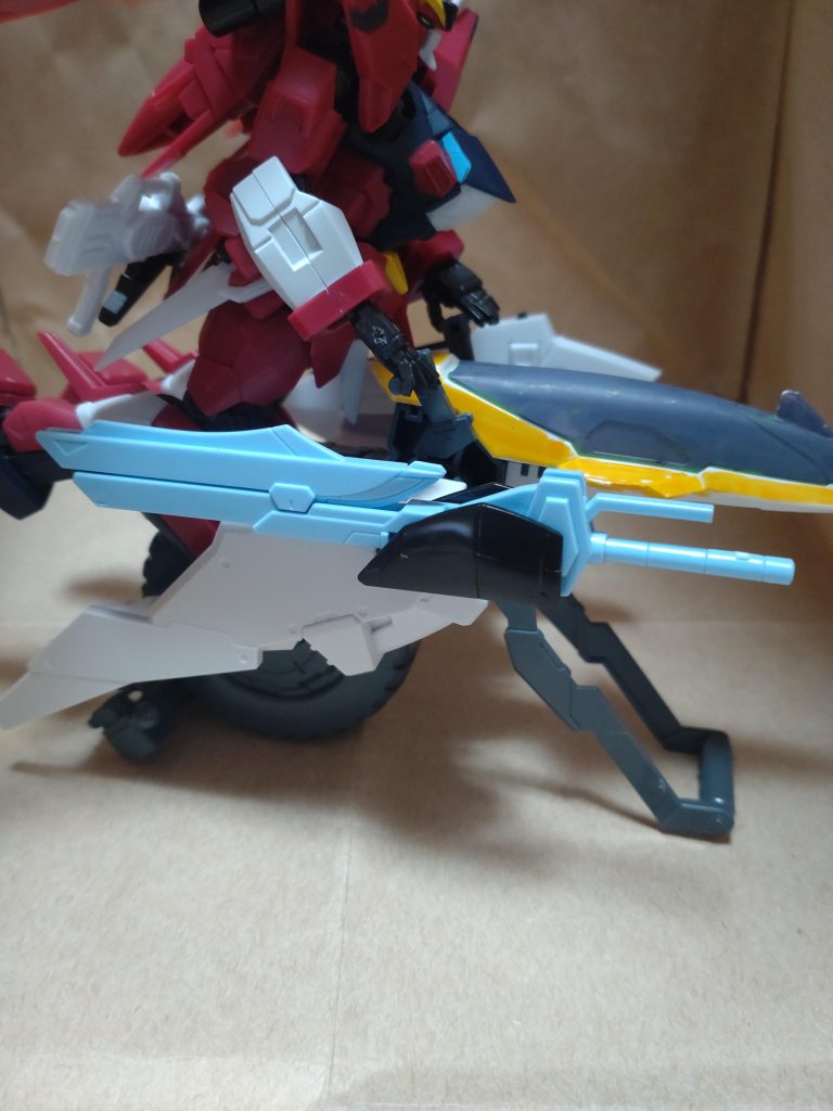 右側にはアロンダイトを追加しました。