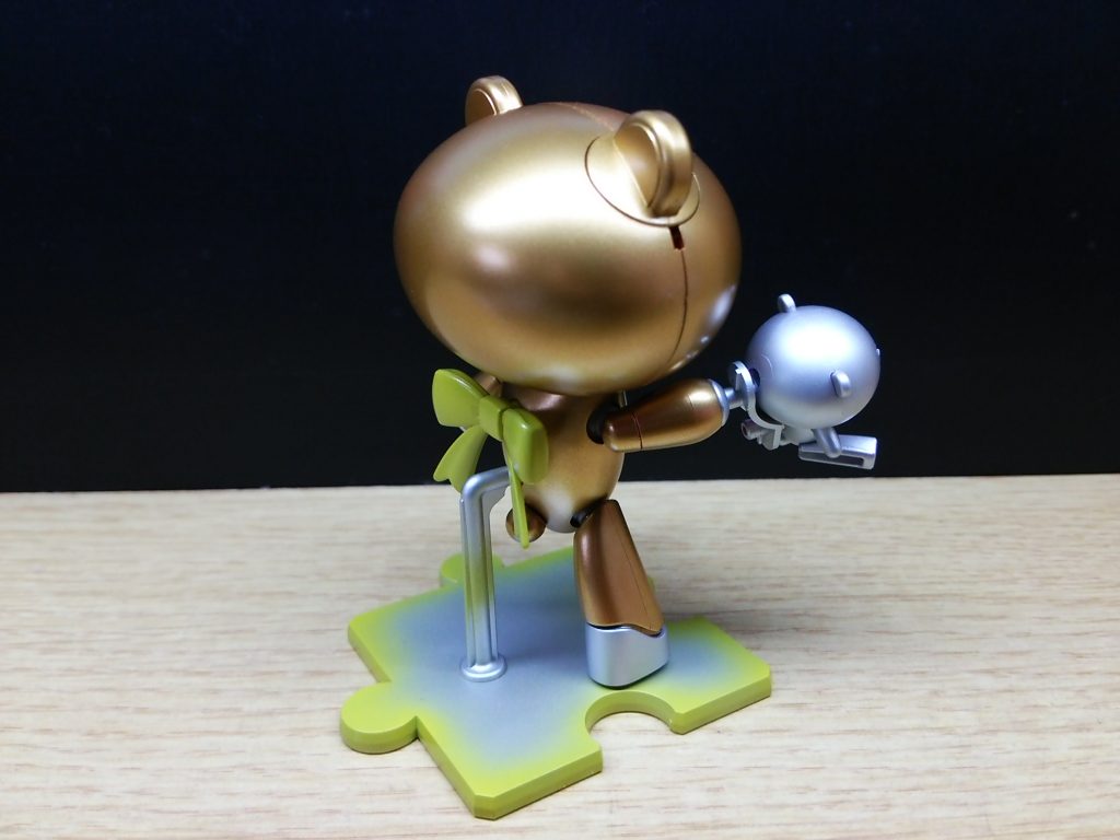 ガイアカラーの金銀は発色いいですね～。初めて使ったときは驚きました。 