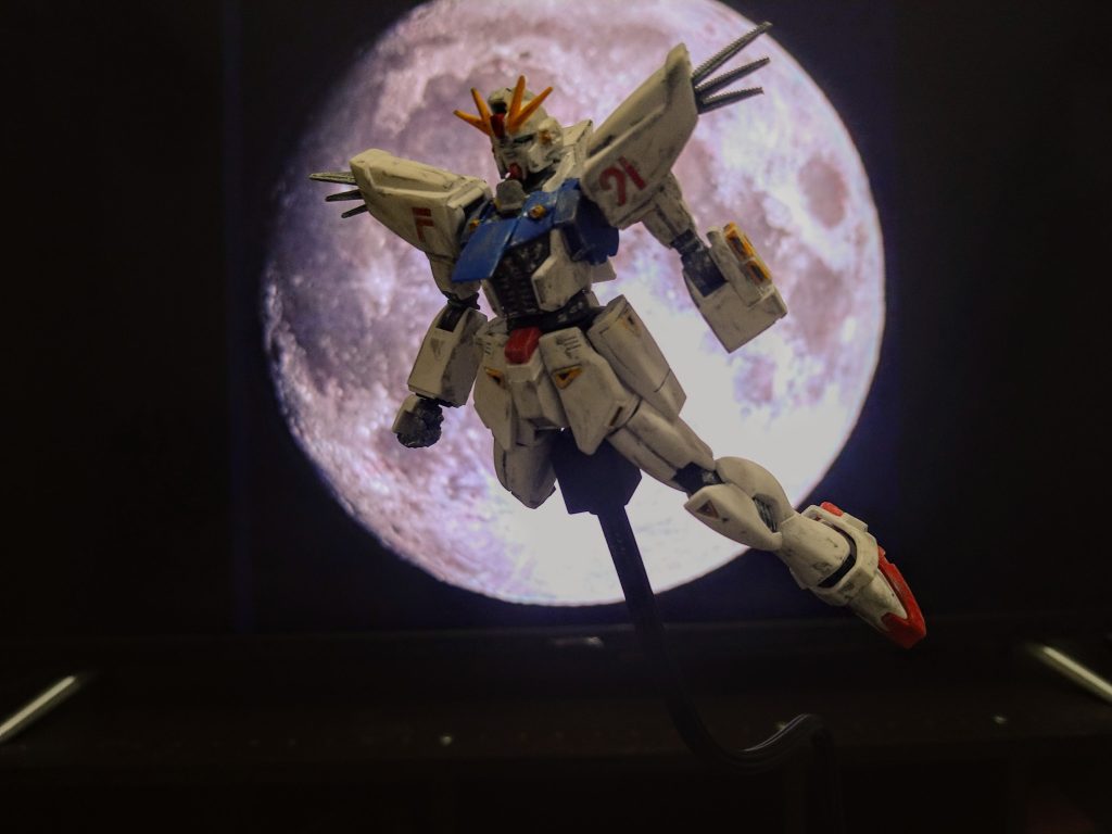 月背景いれてそれっぽくしました✨