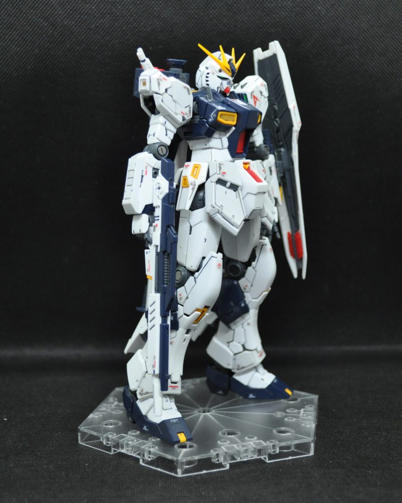 RG　νガンダム–5枚目/制作者：さむ。