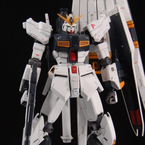 1/100 νガンダム