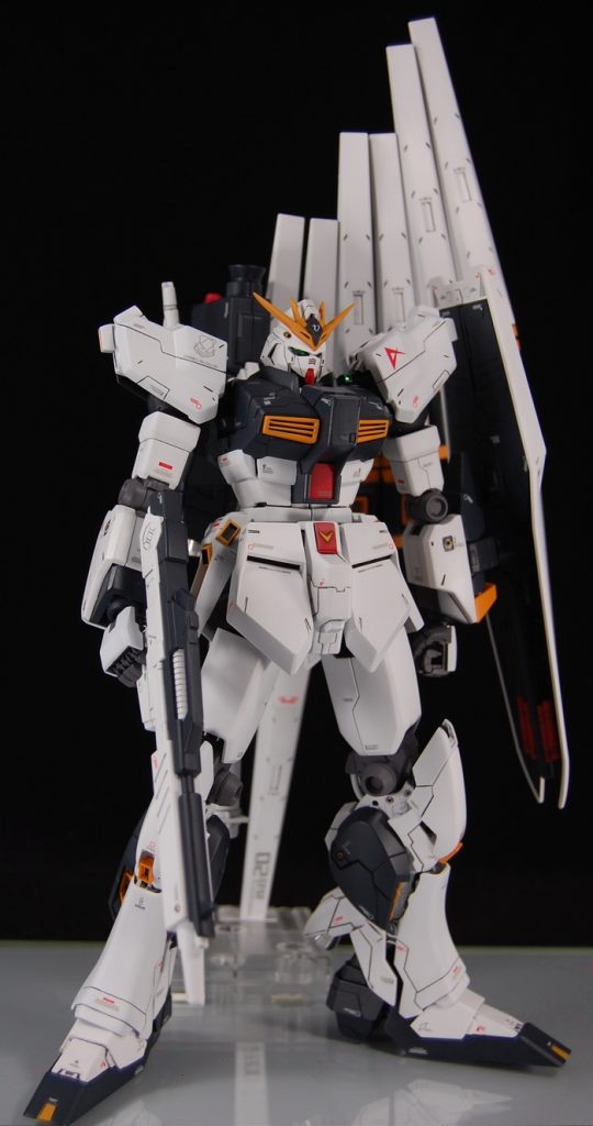 1/100 νガンダム–3枚目/制作者：@kaishi1103