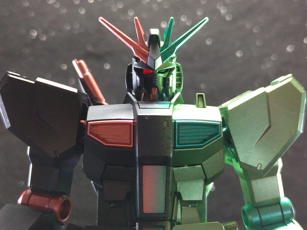 EGνガンダムを使用したボッシュの光と闇を表現した「奇跡の光/悪魔の力」でしたヾ(^▽^)ノ