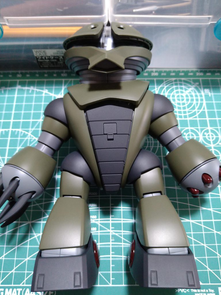 基本塗装の終わった状態。