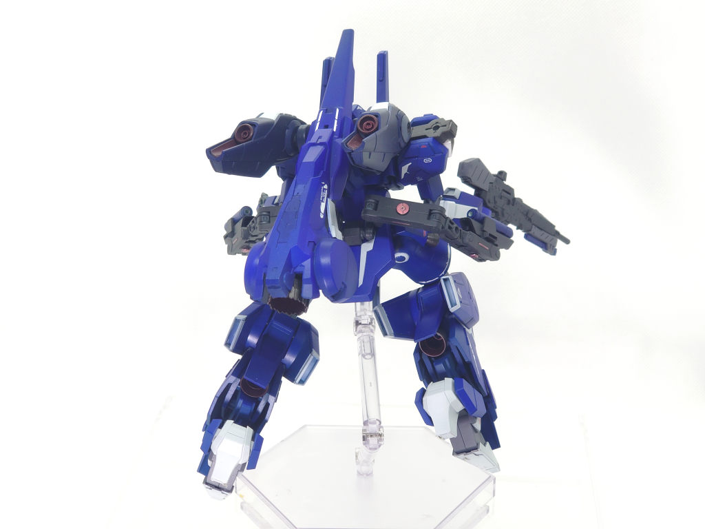 シールドブースターは勿論背面接続してシュツルムブースターになり申す。