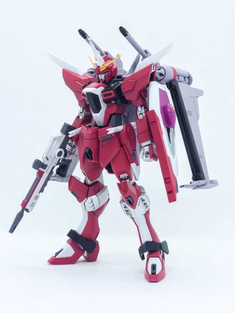 スタイルは腹部1mm、太もも2mm延長しました。カラーは好みでレッド寄りにしています。