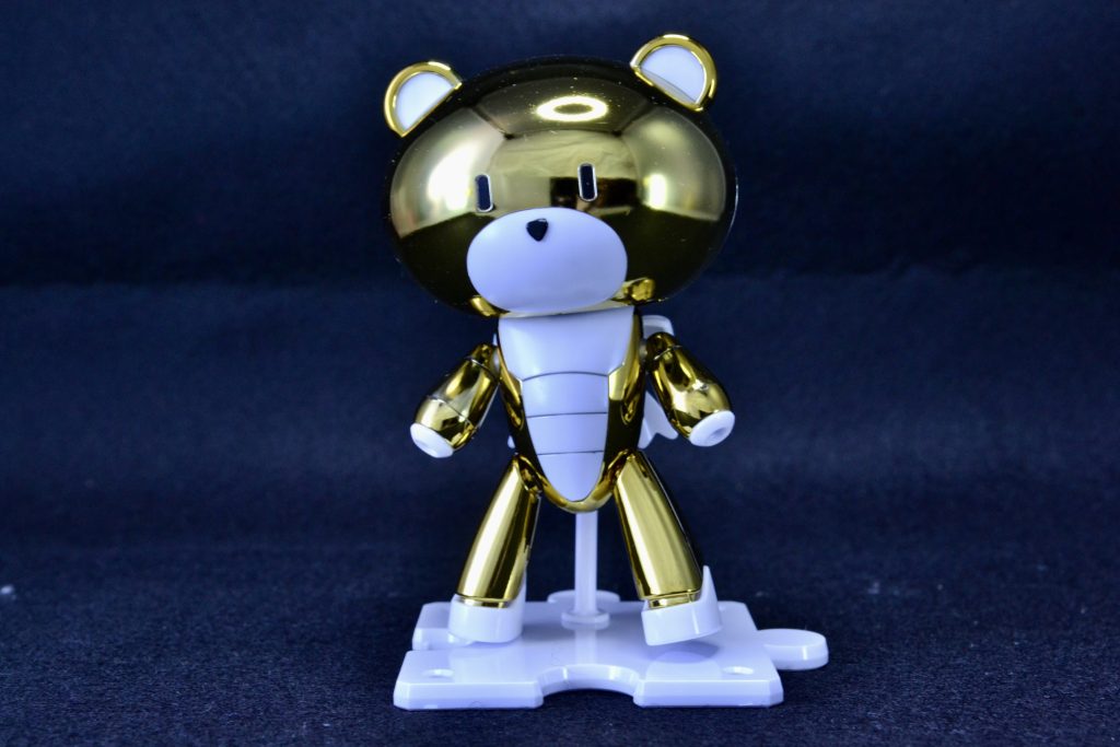 ガンダムベース限定ゴールデンプチッガイトップコート光沢の仕上げです。