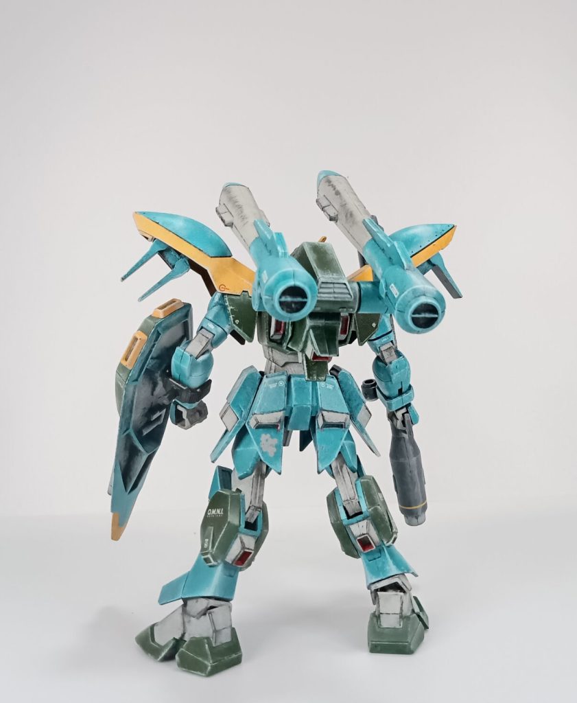 背中がチカラ強い機体です。