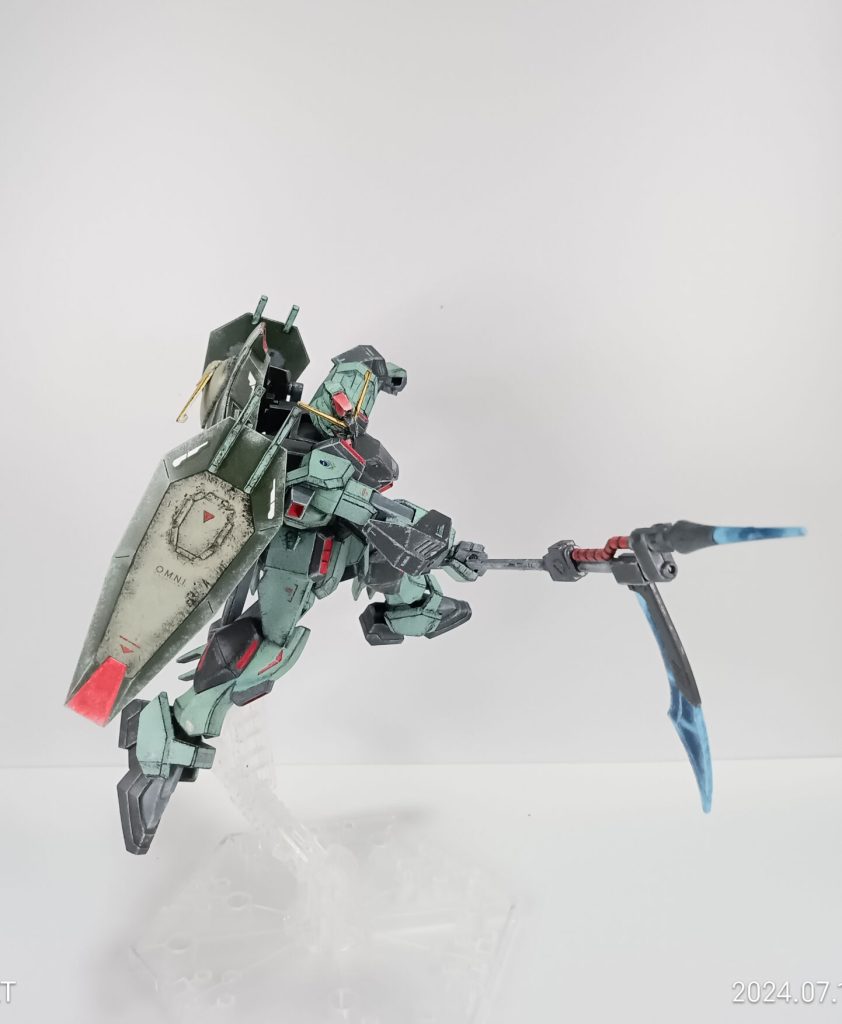 片手でもバサリと。