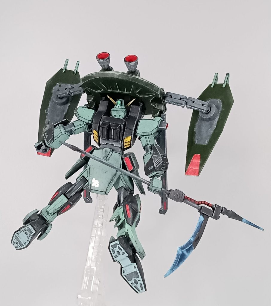 背面図はスカスカです。