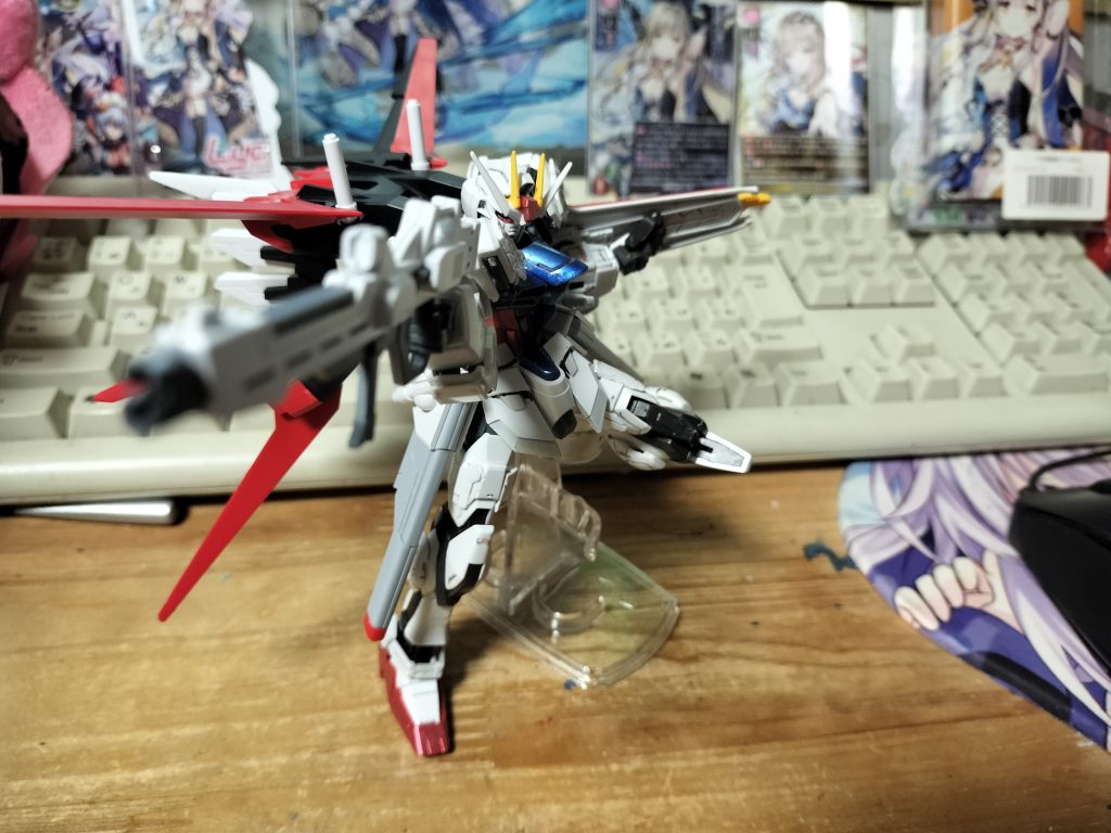 エールストライカー装備