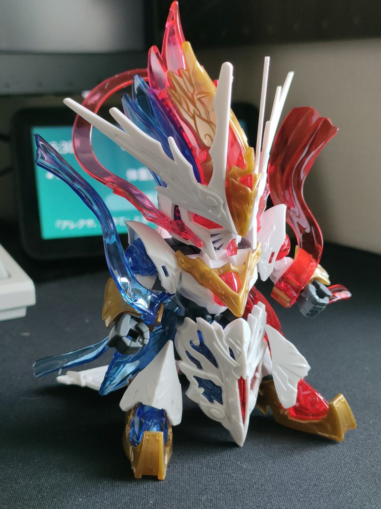 仮組み時点でも格好良いかと思いますが、塗装すると、勿体ないな、と思いますね。