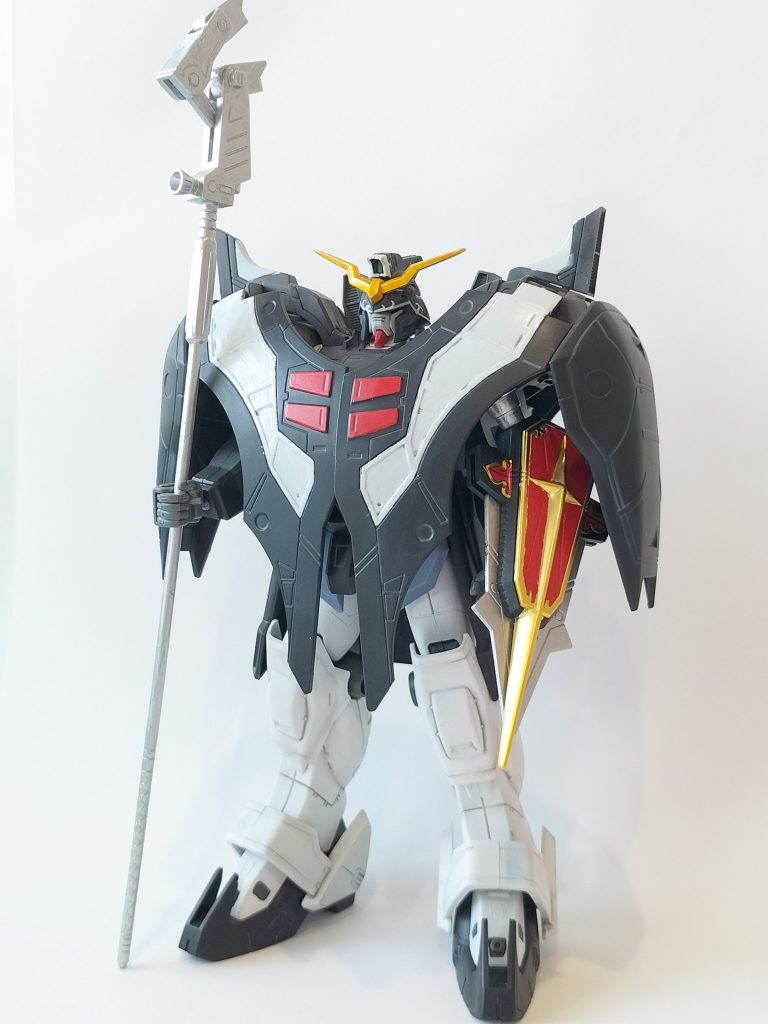 武器を装備して。シールド一部塗り忘れちゃったのでやむを得ずシールを使用しました(gundam-kao9)