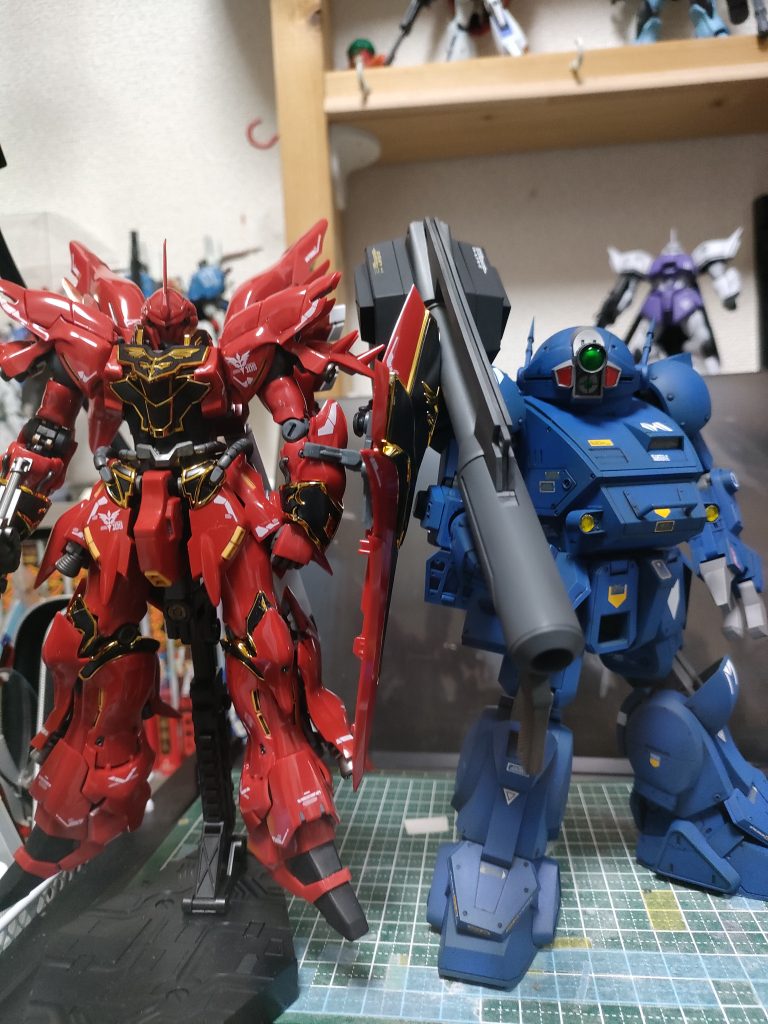 RGシナンジュと波に乗ってるあいつコラボ–2枚目/制作者：akiyamaren