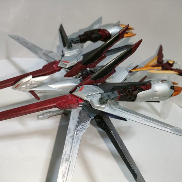 マルチプルジャスティスガンダム