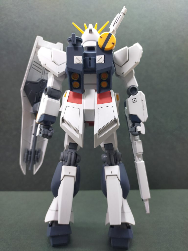 EG νガンダム–3枚目/制作者：キース