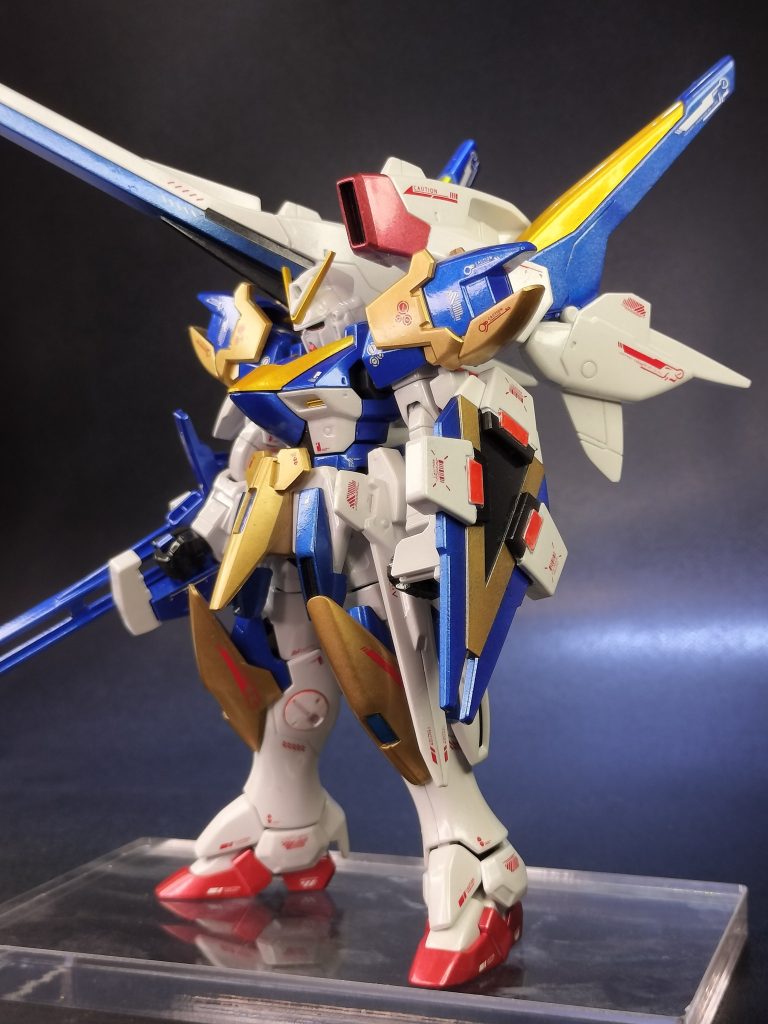HGUC V2アサルトバスターガンダム チタニウムフィニッシュ風–2枚目/制作者：ぐりぐら
