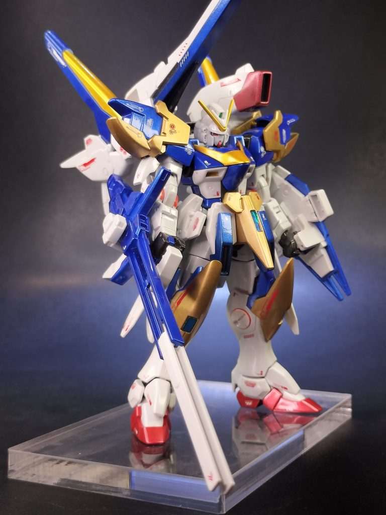 HGUC V2アサルトバスターガンダム チタニウムフィニッシュ風–2枚目/制作者：ぐりぐら