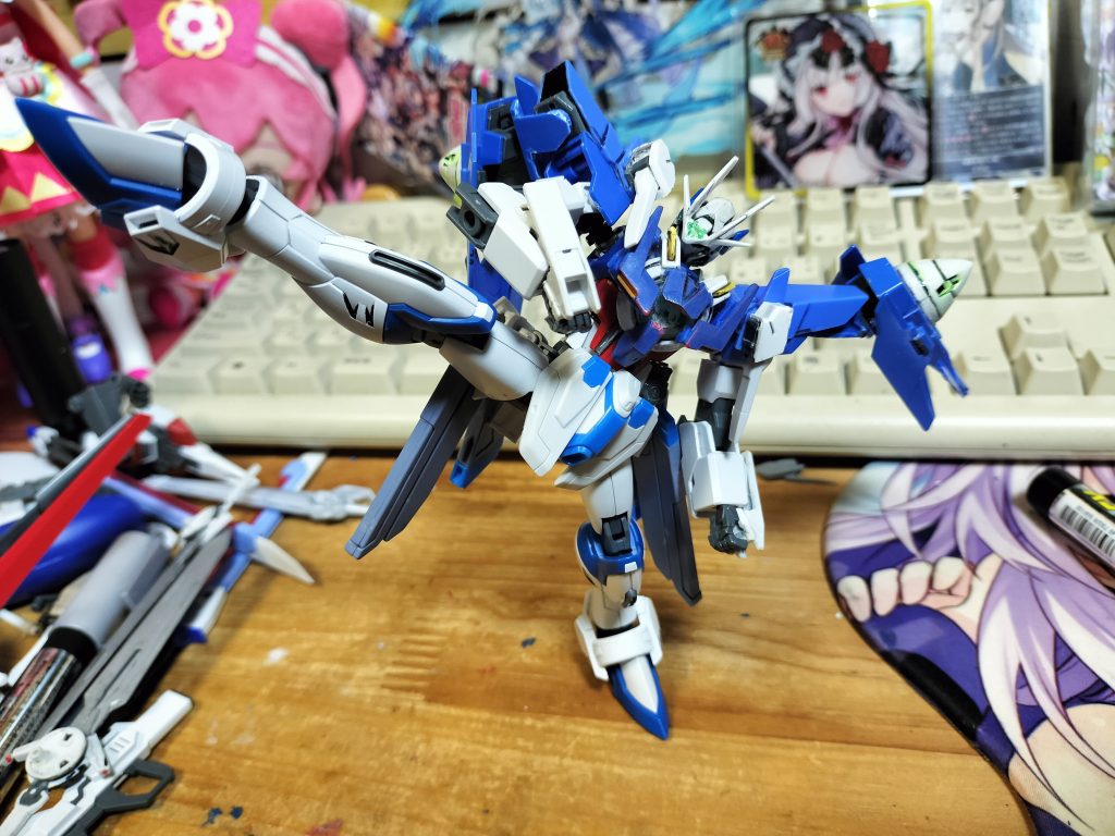 蹴り！　スタンド無し自立してます　なおプルプルしてるけど(；・∀・)