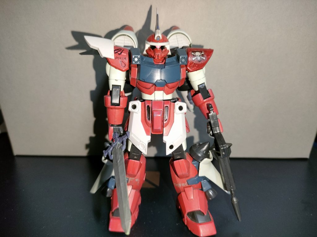 今回はEGラーガンダムをミキシングしましたが、元のキットはSEED放送当時のジンにジンハイマニューバを付けたものでございます。つまり20…