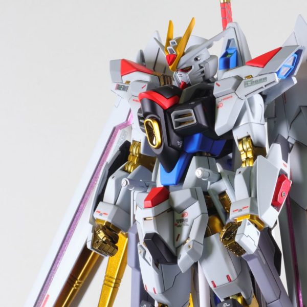 HG マイティーストライクフリーダム