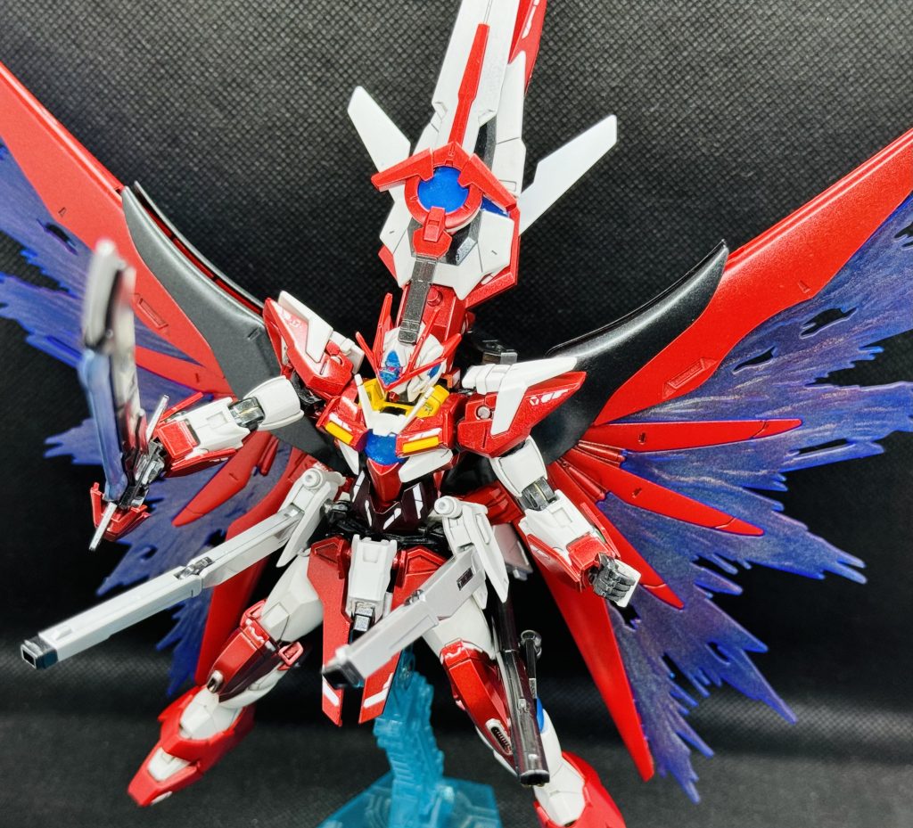 フルバーストモード欲しいもの全部のせでデスティニーのビーム砲の存在感が薄くなってしまった感ミキシングの幅を広げる為に友人の好みを取り入れた友人にプレゼントする様のガンプラ        