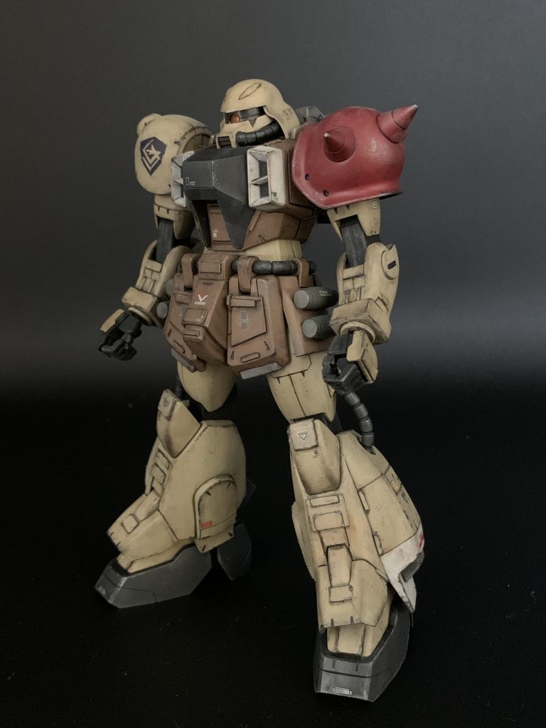 左肩のショルダーアーマーはワンポイントのアクセントに💡