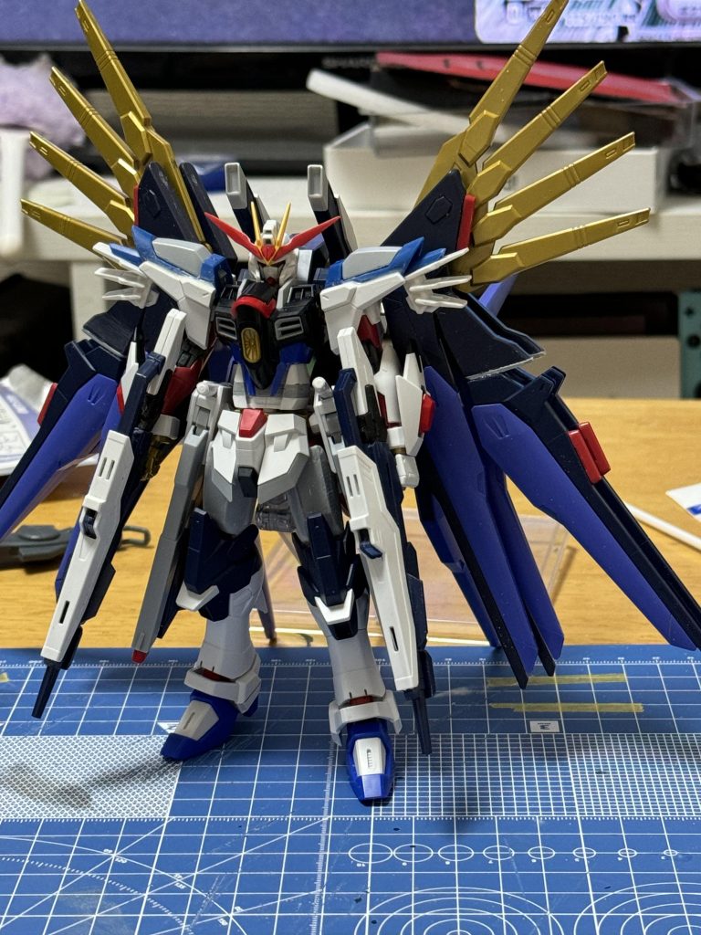 アルティメットストライクフリーダムガンダム–5枚目/制作者：レオン〜