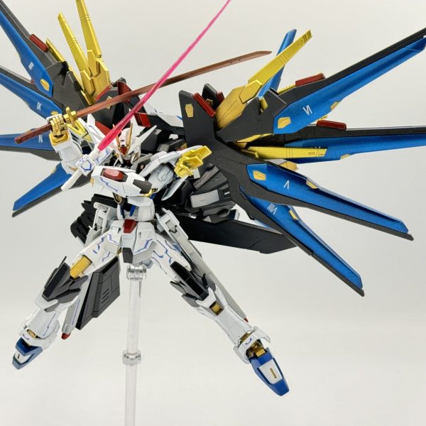 アルティメットストライクフリーダムガンダム