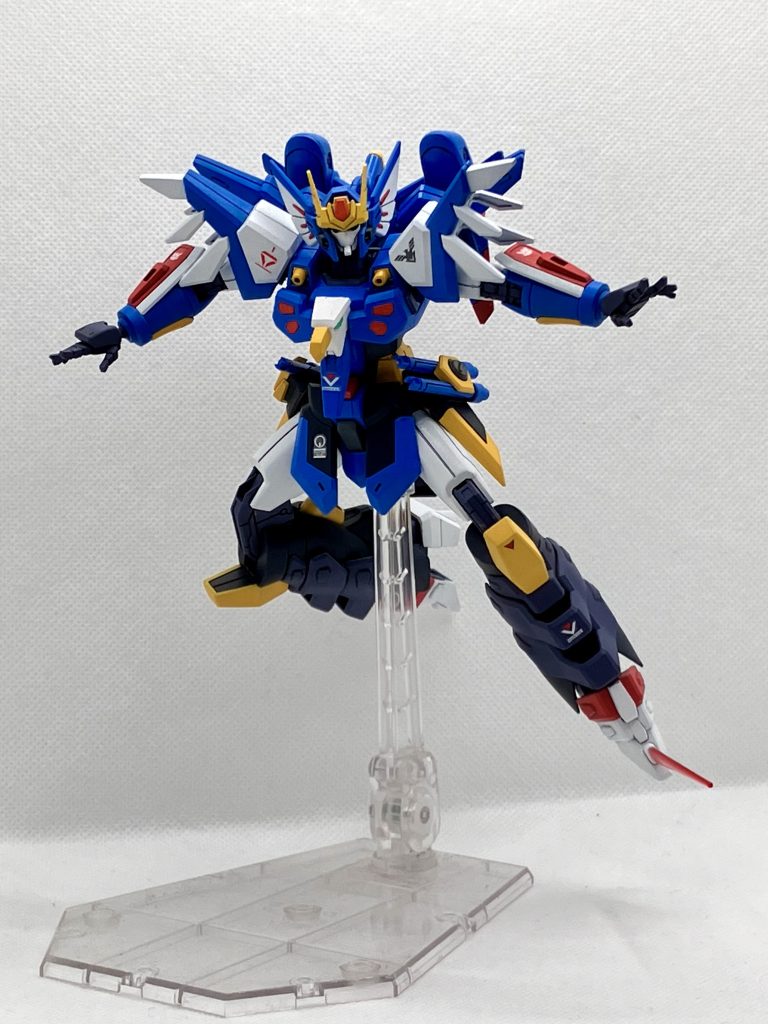 足先にビームサーベル発生器